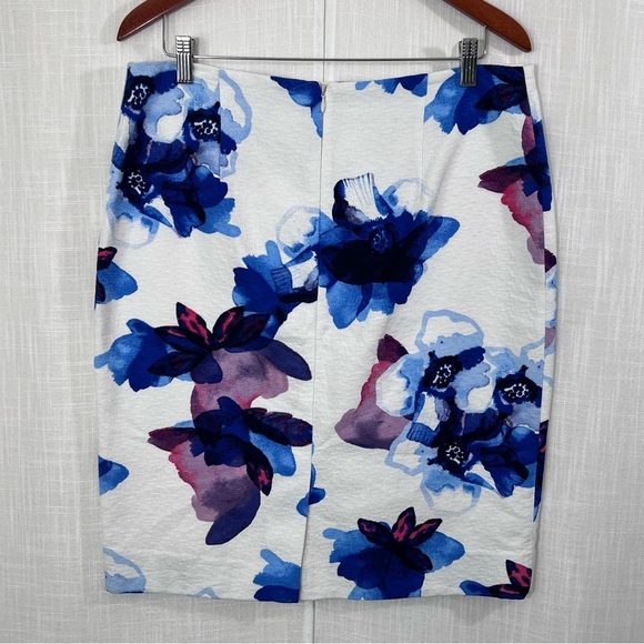 Banana Republic Celia Watercolor Floral Pencil Skirt Size 12 - Picture 6 of 10